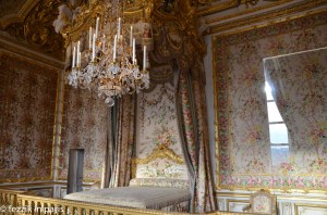 The queen's bedroom.