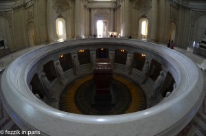 Better framing here, but worse lighting conditions.