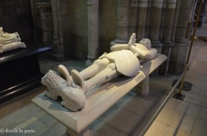 The sculpture from one of the many (empty) cadaver tombs.